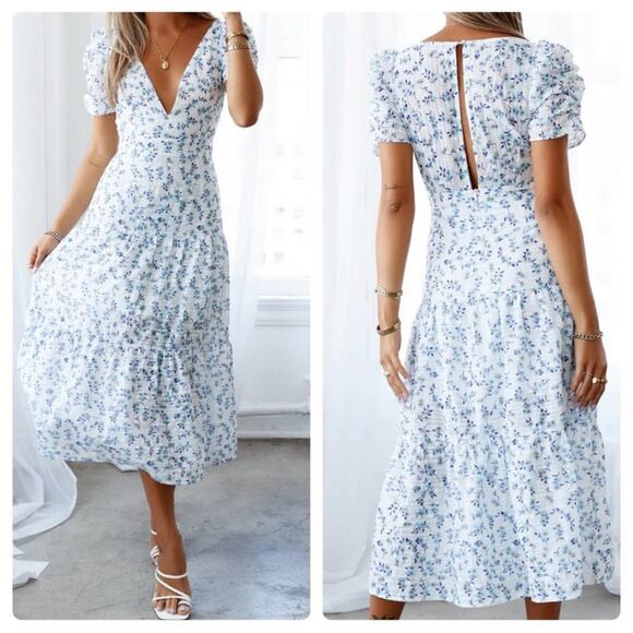 Hello Molly Dresses & Skirts - HELLO MOLLY Dress 8 Flower Garden VNeck Keyhole Back Hidden Zipper Ruched Sleeve